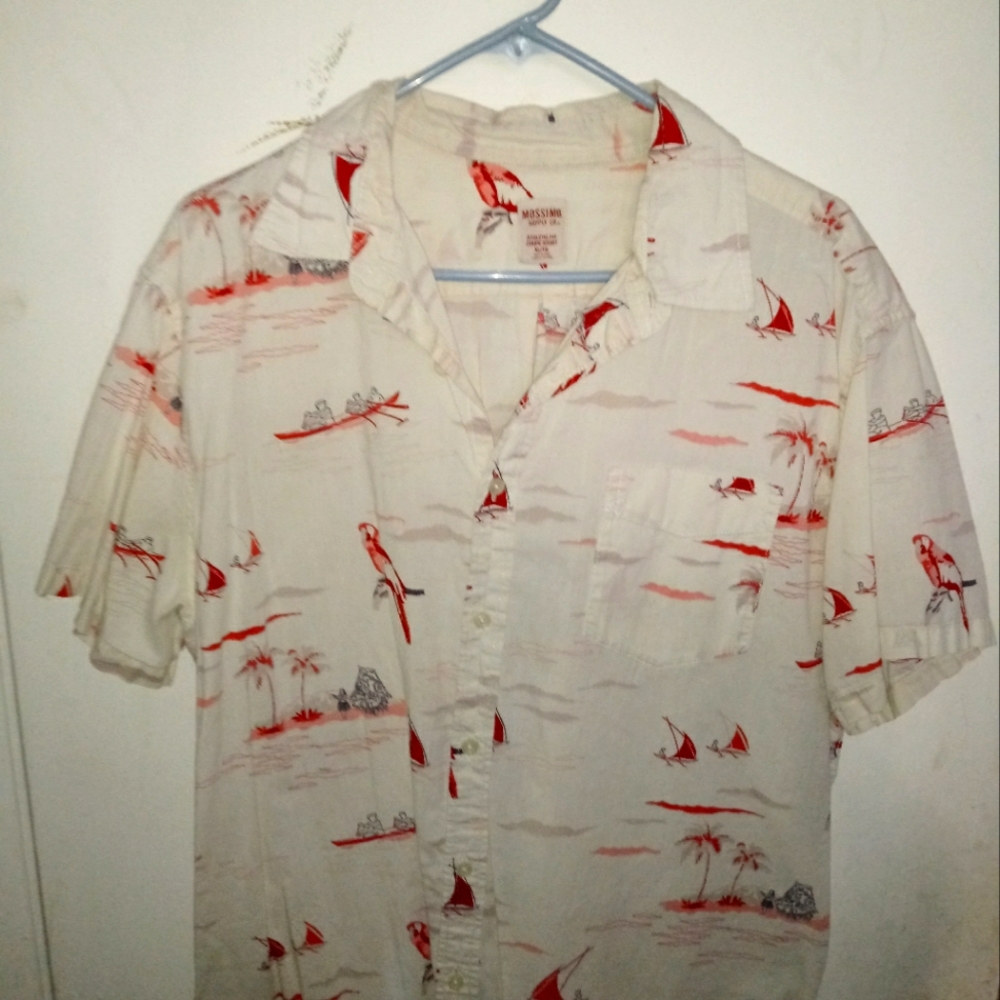 Vintage button up tee